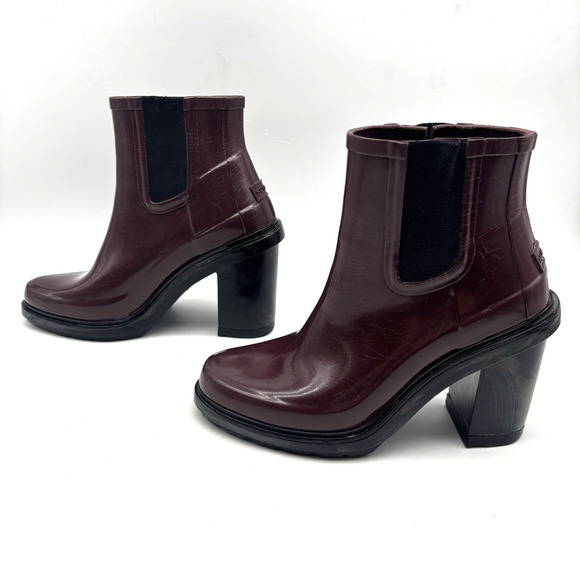 Deadstock Hunter Maroon on Black Block Heel Patent Rubber Ankle Boots Women's 7 - Picture 6 of 16